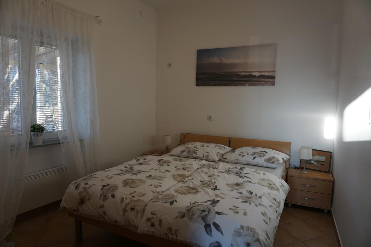 Apartments Ivancic Novi Vinodolski Exterior photo