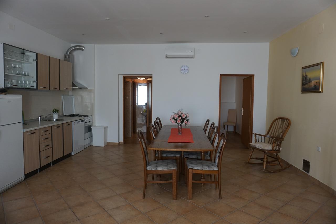 Apartments Ivancic Novi Vinodolski Exterior photo